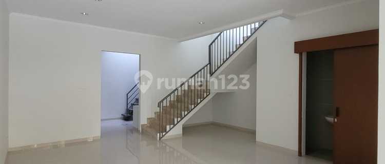 Beautiful Single Stone House 1