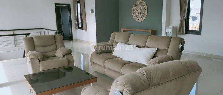 Rumah Lux Full Furnish 3 Lantai di Setra Sari Kulon Bandung Utara 1