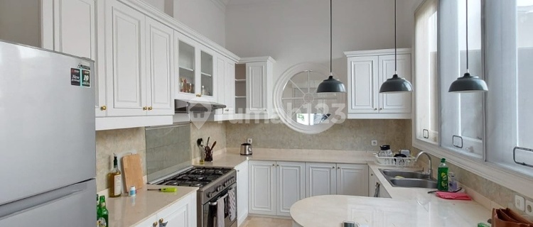 DIJUAL RUMAH CANTIK dgn KOLAM RENANG di Jl KEMANG DALAM, JAKSEL 1