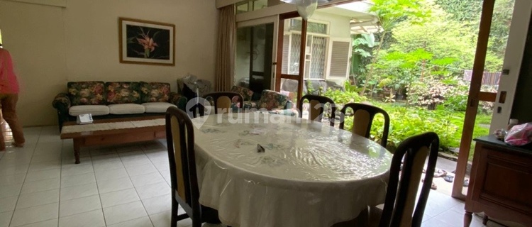 FOR SALE HOUSE on Jl KOMP PLN, SENAYAN, SOUTH JAKARTA 1
