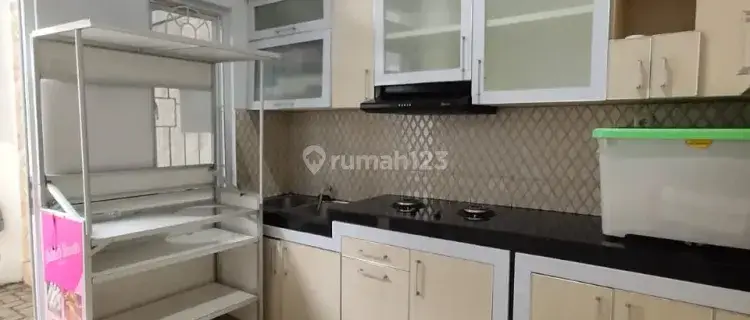 Rumah Di Town House, 2 Lantai, Sukamaju Depok Dekat Mall Pesona Square  1