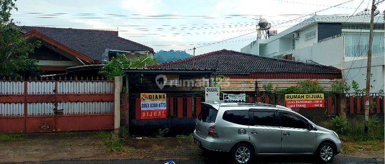 DIJUAL RUMAH DI JALAN UTAMA TENGAH KOTA 1