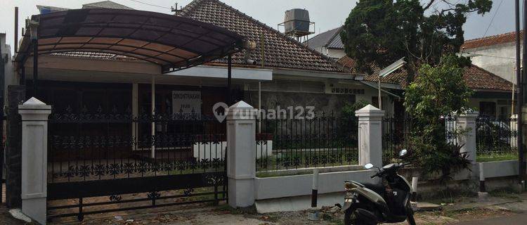 RUMAH LOKASI STRATEGIS AREA GEDUNG SATE GASIBU TELKOM JAPATI RIAU DAGO AKSES TOL PASTEUR BANDUNG 1