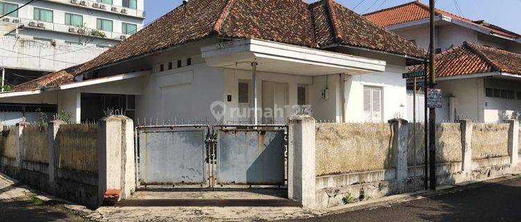 RUMAH LAMA HITUNG TANAH MURAH SHM AREA RIAU MARTADINATA DAGO GEDUNG SATE GASIBU AKSES TOL PASTEUR 1