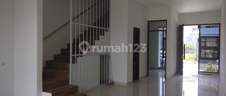 Rumah Baru Minimalis Modern Mekar Wangi Jarang Ada Under 3m 1