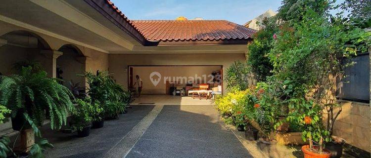 DIJUAL RUMAH di Jl KEMANG DALAM, JAKSEL 1