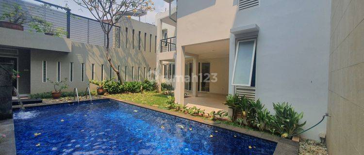 Comfortable and beautiful house In Kuningan area for expatriat and others &#34;The price can be negotiable&#34; 1