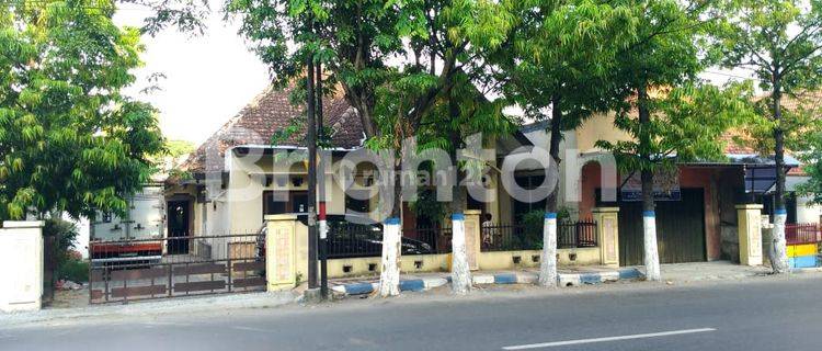 RUMAH KOST DEKAT KOMPLEKS SEKOLAHAN KARTOHARJO MADIUN  1