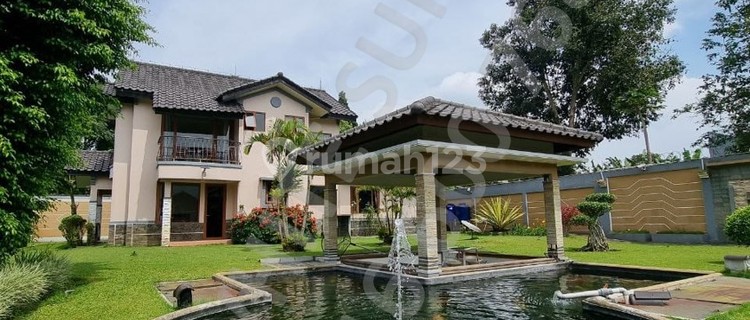 House in Villa Cemara Lembang with Mountain View. 1