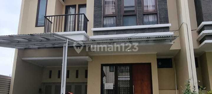 Dijual Rumah lux siap huni Jl Setraduta Bandung 1