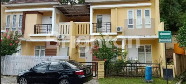 Rumah Elegant Dan Megah Ditengah Kota Balikpapan  1