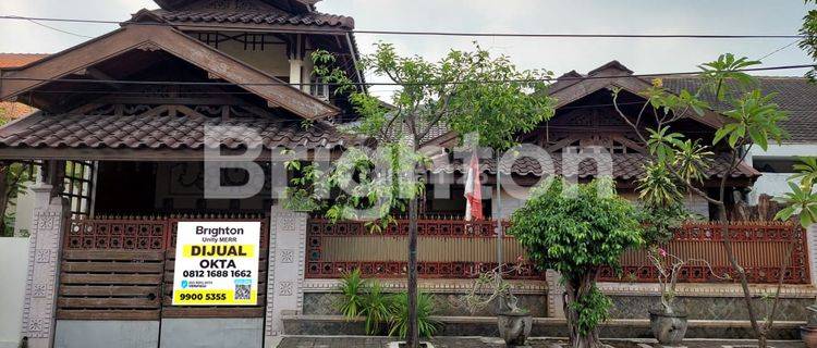 RUMAH KLASIK 1.5 LT DI JL MANYAR REJO SURABAYA FULL JATI 1