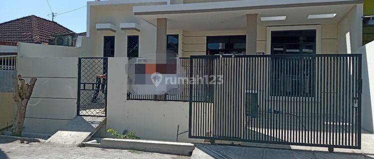 Rumah murah minimalis baru di Perumahan Puri Anjasmoro 1