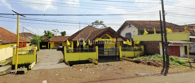 RUMAH USAHA DI JL.RAYA CIKUNIR TASIKMALAYA 1