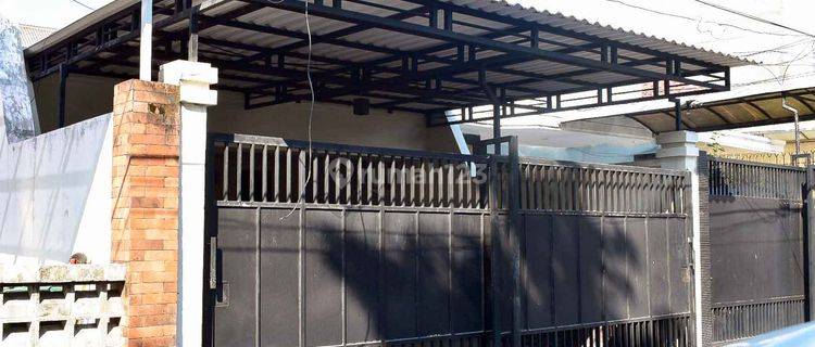 Rumah di Simpang Darmo Permai Utara, Siap Huni 1