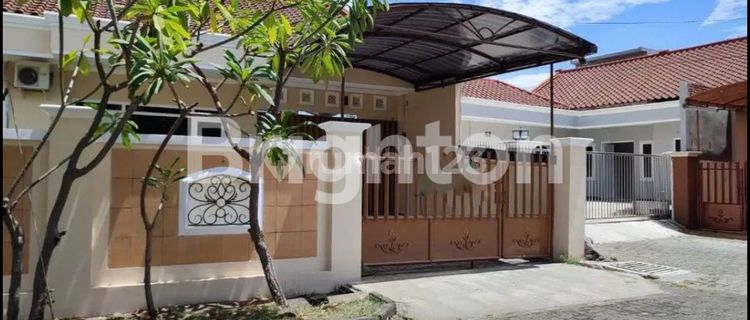 RUMAH DI PURI EKSEKUTIF DEKAT BANDARA 1