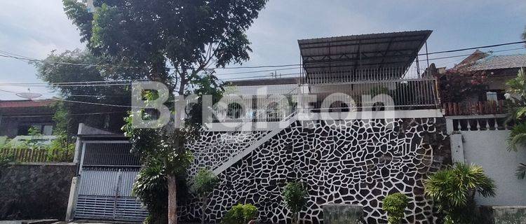 RUMAH 2 LANTAI LOKASI CINDE SEMARANG SELATAN 1