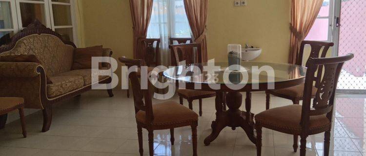 RUMAH MEWAH 2 LANTAI FULL FURNITURE DI BALIKPAPAN BARU 1