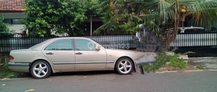 Dijual Rumah lama di Cempaka Putih Tengah, Jakarta Pusat 1