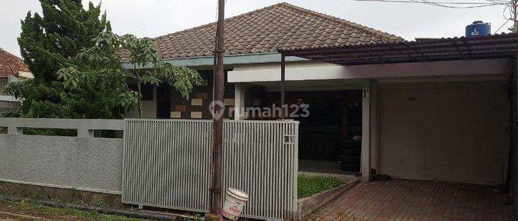 Rumah Luas Bagus Terawat di Komplek elite Dadali Bandung 1