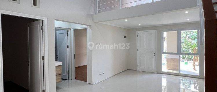 Rumah Full Renovasi Furnish di Kotabaru Parahyangan Bandung 1