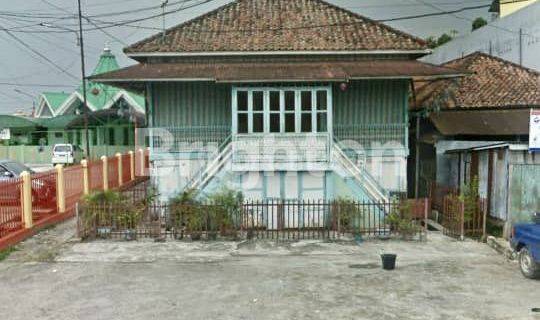 RUMAH PANGGUNG ASLI BELANDA DEKAT SUNGAI MUSI PALEMBANG 1