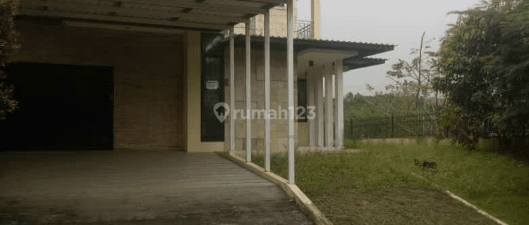 Rumah siap huni minimalis rapi bebas banjir posisi di hook 1