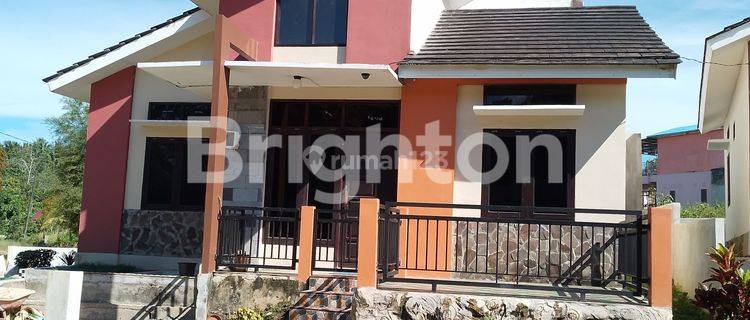 Rumah Cantik terasa di Villa dan terasa mewah 1