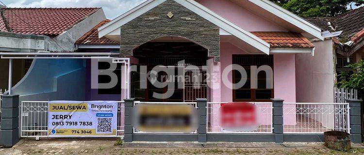 RUMAH CANTIK DAN NYAMAN SIAP HUNI DI DALAM KOMPLEK PERUMAHAN ONE GATE SYSTEM  DI PUSAT KOTA 1