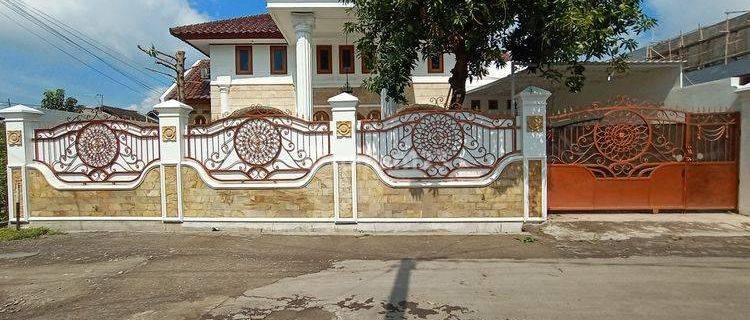 Rumah Bagus di Gajahan Colomadu Karanganyar  1