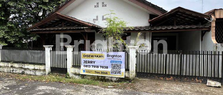 RUMAH NYAMAN HARGA TERJANGKAU DI TENGAH KOTA DI DAERAH KENTEN 1