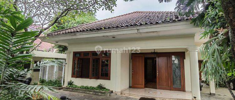 Rumah Dijual Siap Huni Daerah Menteng Jakarta Pusat 1