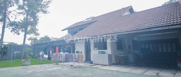 Nice House with Ownership Certificate on Jl sukahaji, Bandung 1