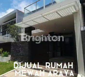 RUMAH SULTAN DUA LANTAI SIAP HUNI DI PERUMAHAN ARAYA 1