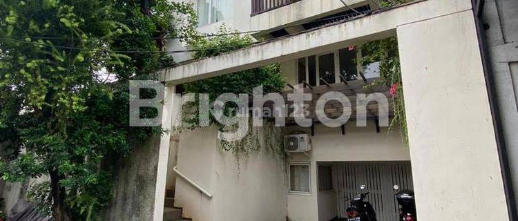 Town House Mewah Kemang, Jakarta Selatan. 1