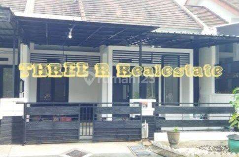 Rumah bagus SHM siap huni di Permata Jingga Soehat 1