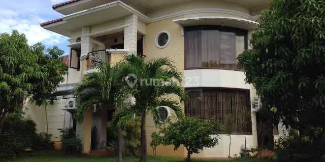 Rumah Mewah Cluster Puri Mediterania 1