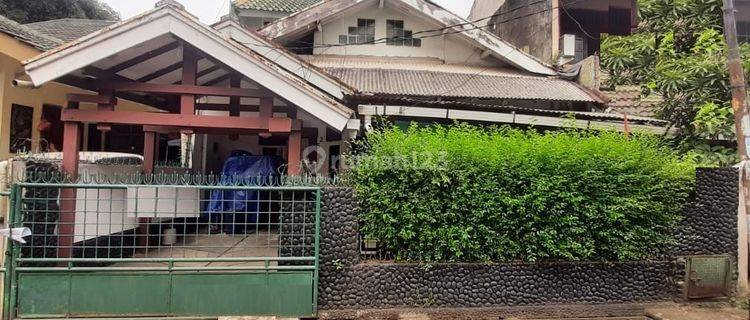 Rumah Rapi Siap Huni Diarea Komplek Puri Flamboyan Rempoa 1