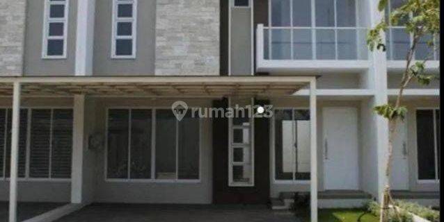 Rumah cluster Australia UK 8x15 green lake city  rapi terawat  1