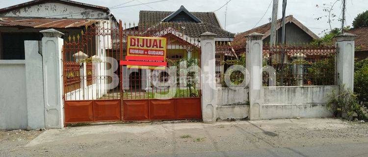 RUMAH DAN GUDANG YANG LUAS DI BARENG-JOMBANG 1