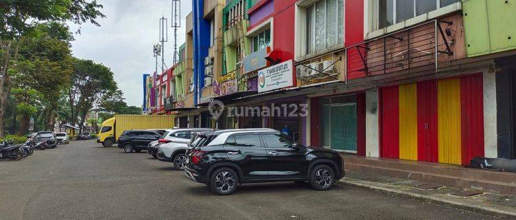 Ruko 2 Lantai Siap Pakai di Boulevard Grand Wisata untuk Bisnis Anda 1