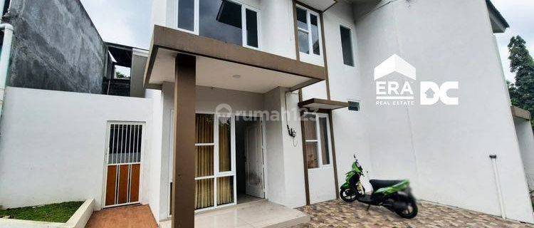 Rumah Konstruksi 2 Lantai Daerah Perkampungan Asri di Argomulyo 1