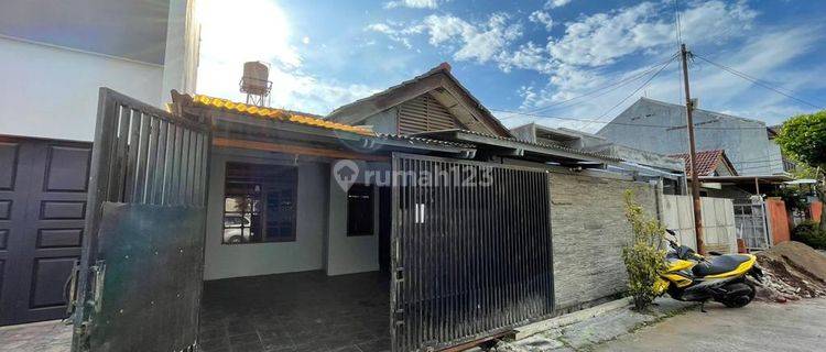 Rumah Bagus di Taman Holis Indah 1 1