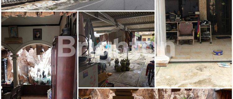 RUMAH INDUK DAN KOST DI JAYENGAN, DEKAT LAPANG KARTOPURAN 1