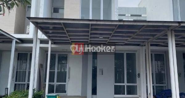 Rumah Di Cluster Yarra jgc, Jakarta Timur siap Huni lt.90, 2 Lt  1