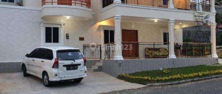 Villa 2 Lantai Siap Huni Di Kota Bunga Cipanas Puncak 1