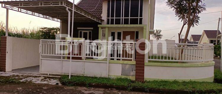 Rumah cluster posisi tengah kota  1