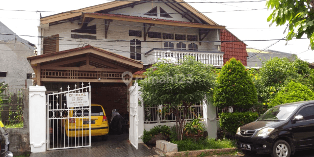 Rumah dilingkungan asri Komp. PTB-Kavling DKI Jl.Pondok Kelapa 2 Jakarta timur 1