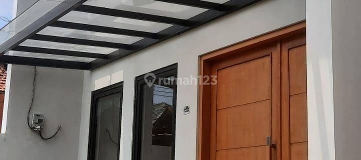 Rumah Bagus 3 Lantai Siap Huni Di Bambu Apus S6302 1