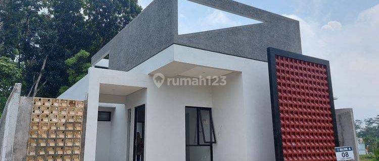 Rumah Baru di Alamandha Village Mijen 1